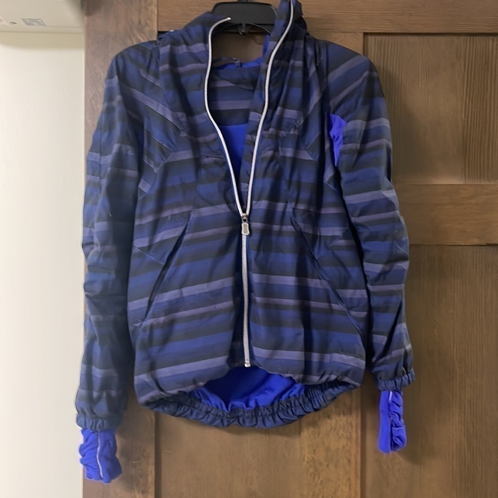 Lululemon Athletica Y2K Hustle Zip Up Hooded Jacket Size 2 - Picture 4 of 8